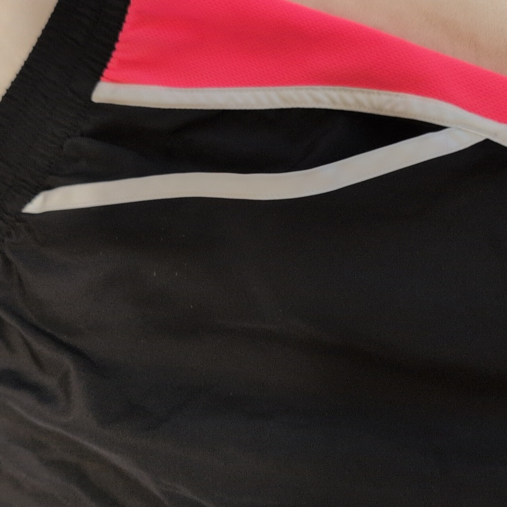 Zone Pro Woman's Black and Pink Athletic Shorts Size 1X - Picture 4 of 7